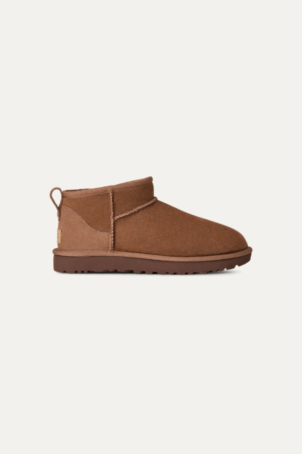 UGG - CLASSIC ULTRA MINI BOOT IN ROCKY OAK