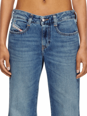 DIESEL - 1970 D-BLEESS FLARE JEANS - Image 5