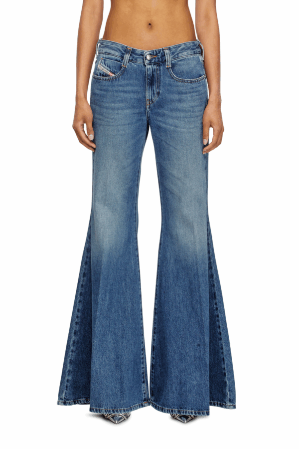 DIESEL - 1970 D-BLEESS FLARE JEANS