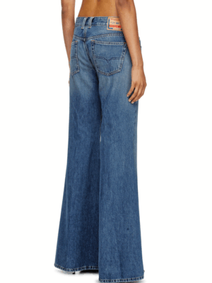 DIESEL - 1970 D-BLEESS FLARE JEANS - Image 2