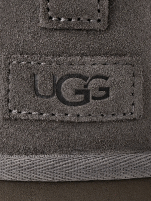 UGG- CLASSIC ULTRA MINI PLATFORMS IN CHARCOAL - Image 5
