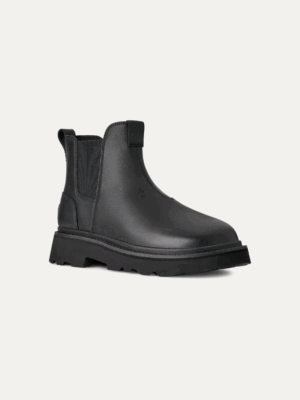 UGG - CHELSEA LUG LEATHER BOOT IN BLACK - Image 2