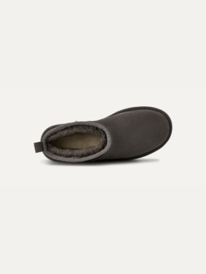 UGG- CLASSIC ULTRA MINI PLATFORMS IN CHARCOAL - Image 4