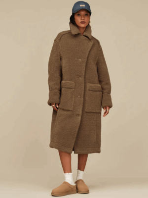 UGG - CLASSIC MICRO BOOT IN CHESTNUT - Image 5