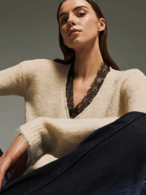 TAILOR MADE - V NECK LACE KNIT SWEATER OFF WHITE