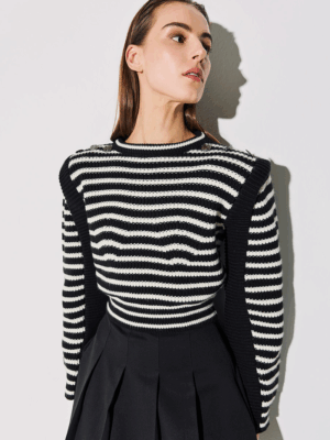 TAILOR MADE - STRIPPED BLACK/WHITE KNIT SWEATER