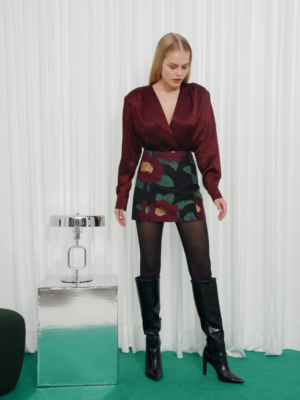 ARPYES - BELIEVE MINI SKIRT BORDEAUX