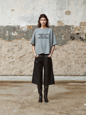 DEVOTION TWINS - TRUTH T-SHIRT