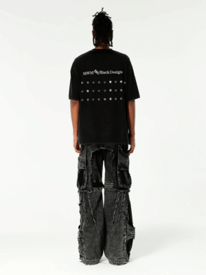 MWM - T-SHIRT WITH STUDS ON THE NECK